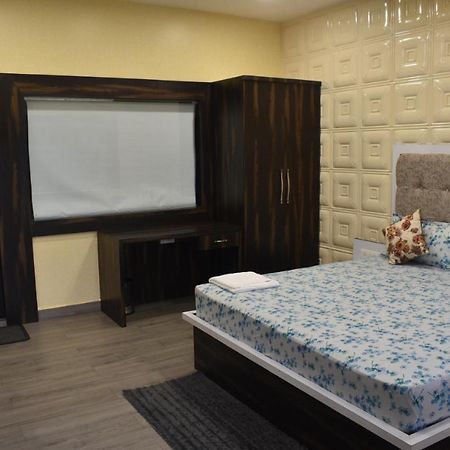 Midwaay Resort Patratu エクステリア 写真